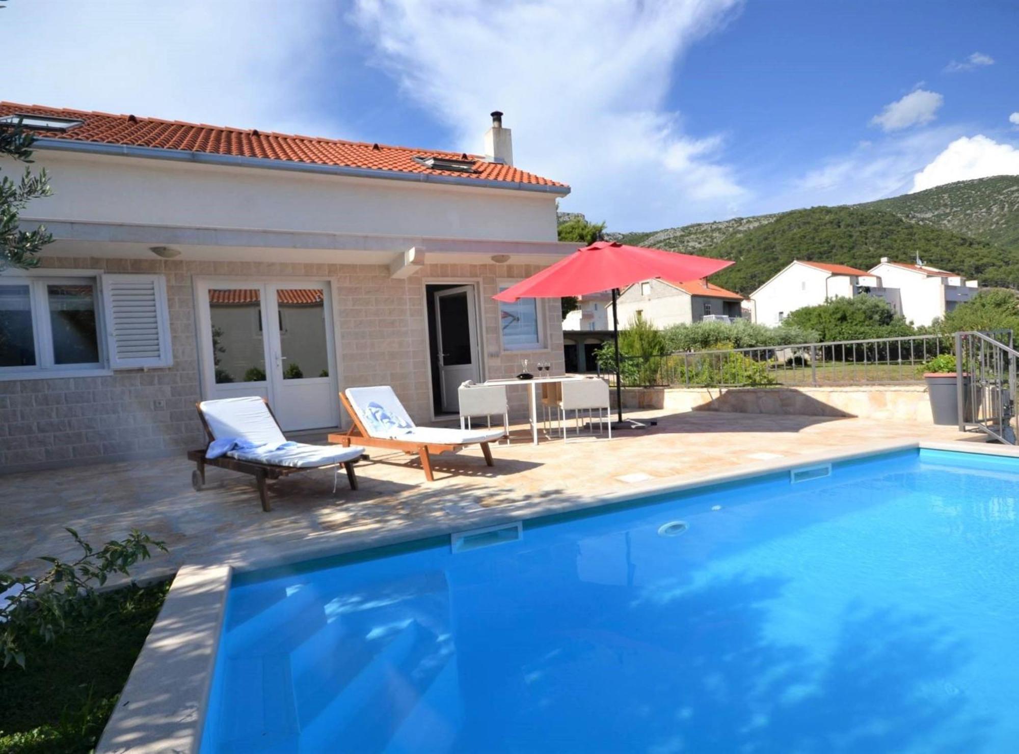 Marvelous Escape Bol Island Villa With Pool Εξωτερικό φωτογραφία